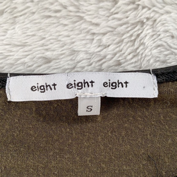 Flowy top - Picture 2 of 3